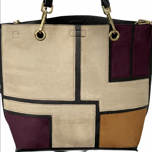 🌸HOST PICK🌸Calvin Klein Reversible leather - Picture 1 of 11